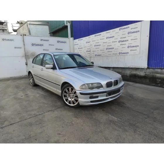 BMW SERIE 3 BERLINA (E46) '2000 *