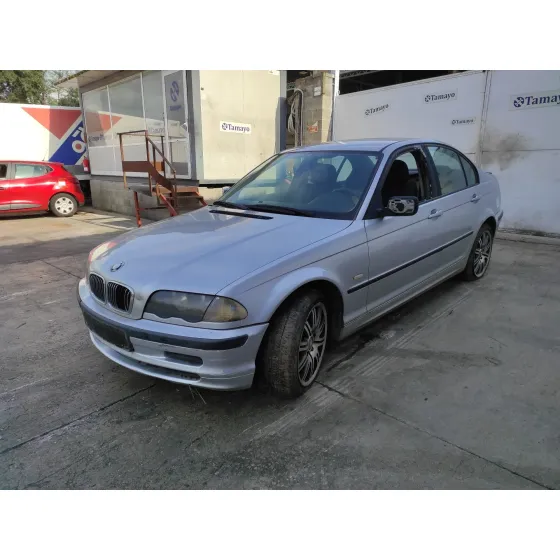 BMW SERIE 3 BERLINA (E46) '2000 *