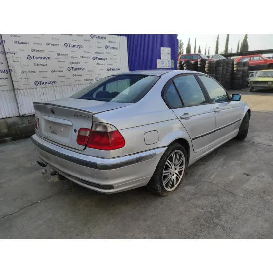 BMW SERIE 3 BERLINA (E46) '2000 *