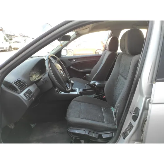 BMW SERIE 3 BERLINA (E46) '2000 *