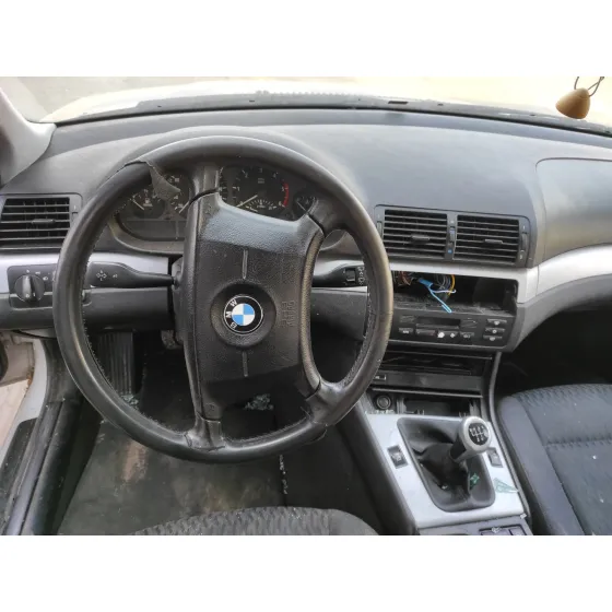 BMW SERIE 3 BERLINA (E46) '2000 *