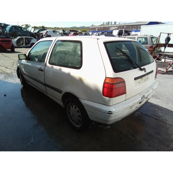 VOLKSWAGEN GOLF III BERLINA (1H1) '1994 1.9 DIESEL BLANCO