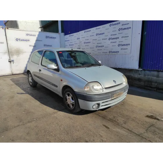 RENAULT CLIO II FASE I (B/CBO) '2000 1.4 16V PLATA