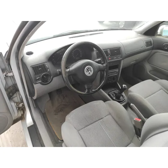 VOLKSWAGEN GOLF IV BERLINA (1J1) '2000 1.6 PLATA