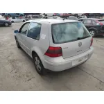 VOLKSWAGEN GOLF IV BERLINA (1J1) VOLKSWAGEN GOLF IV BERLINA (1J1) '2000 1.6 PLATA 1997