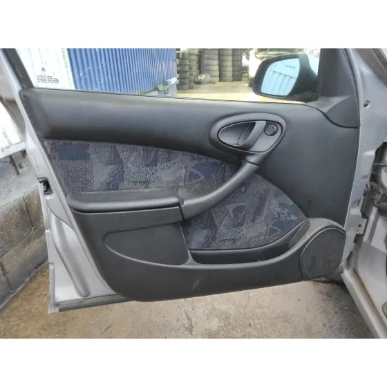 CITROEN XSARA BERLINA '2000 * PLATA
