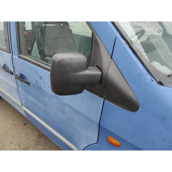 MERCEDES VITO (W638) CAJA CERRADA '1999 2.1 CC AZUL