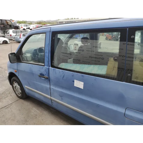 MERCEDES VITO (W638) CAJA CERRADA '1999 2.1 CC AZUL