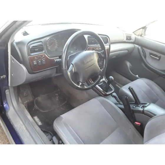 SUBARU LEGACY BERL./FAMILIAR B12 (BE/BH) '2000 2.5 16V CAT AZUL