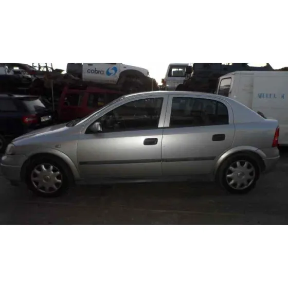 OPEL ASTRA G BERLINA '1999 2.0 DTI PLATA