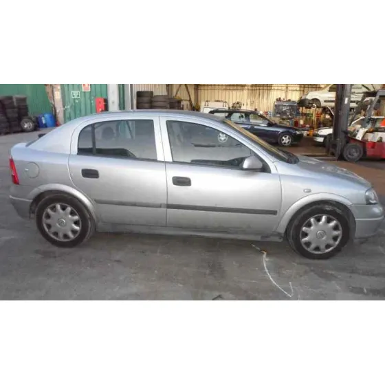 OPEL ASTRA G BERLINA '1999 2.0 DTI PLATA