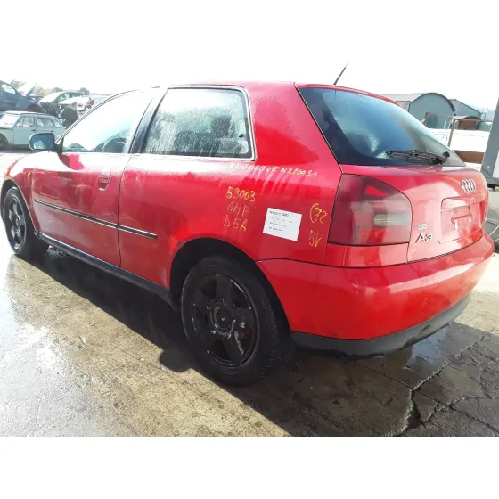 AUDI A3 (8L) '1998 1.9 TDI ROJO