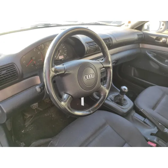 AUDI A4 BERLINA (B5) '1998 1.8 20V PLATA