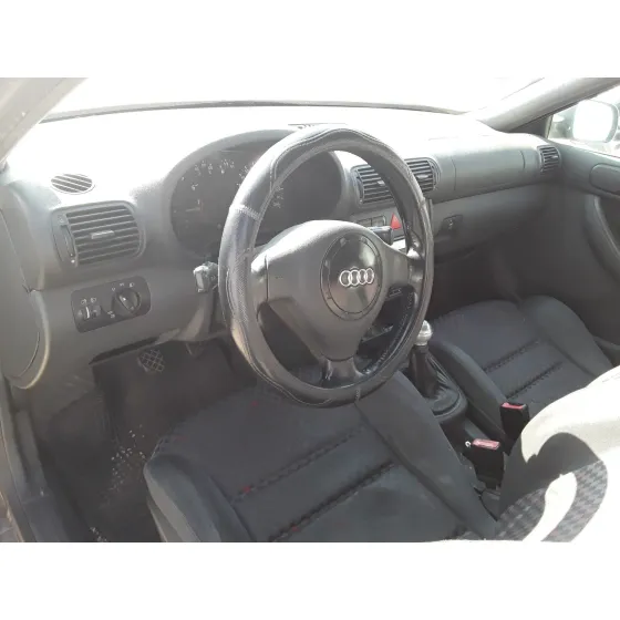 AUDI A3 (8L) '1997 * NEGRO