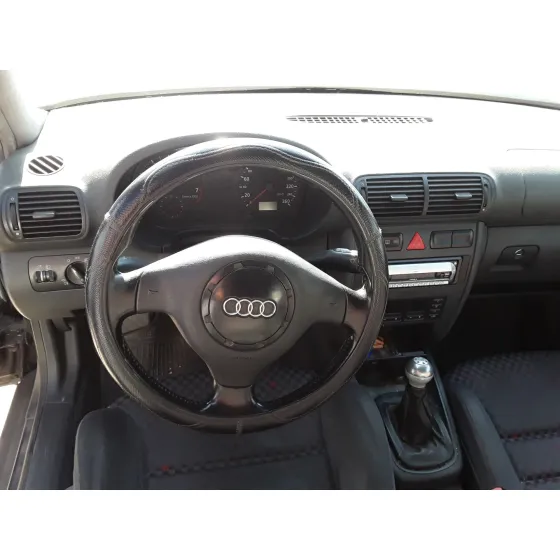 AUDI A3 (8L) '1997 * NEGRO
