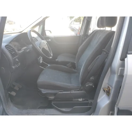 OPEL ZAFIRA A '2000 2.0 16V DI CAT (X 20 DTL / LD3) PLATA