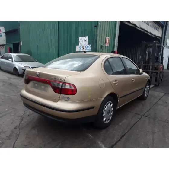 SEAT TOLEDO (1M2) '2000 SELECT CHAMPAN
