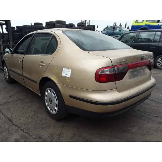 SEAT TOLEDO (1M2) '2000 SELECT CHAMPAN