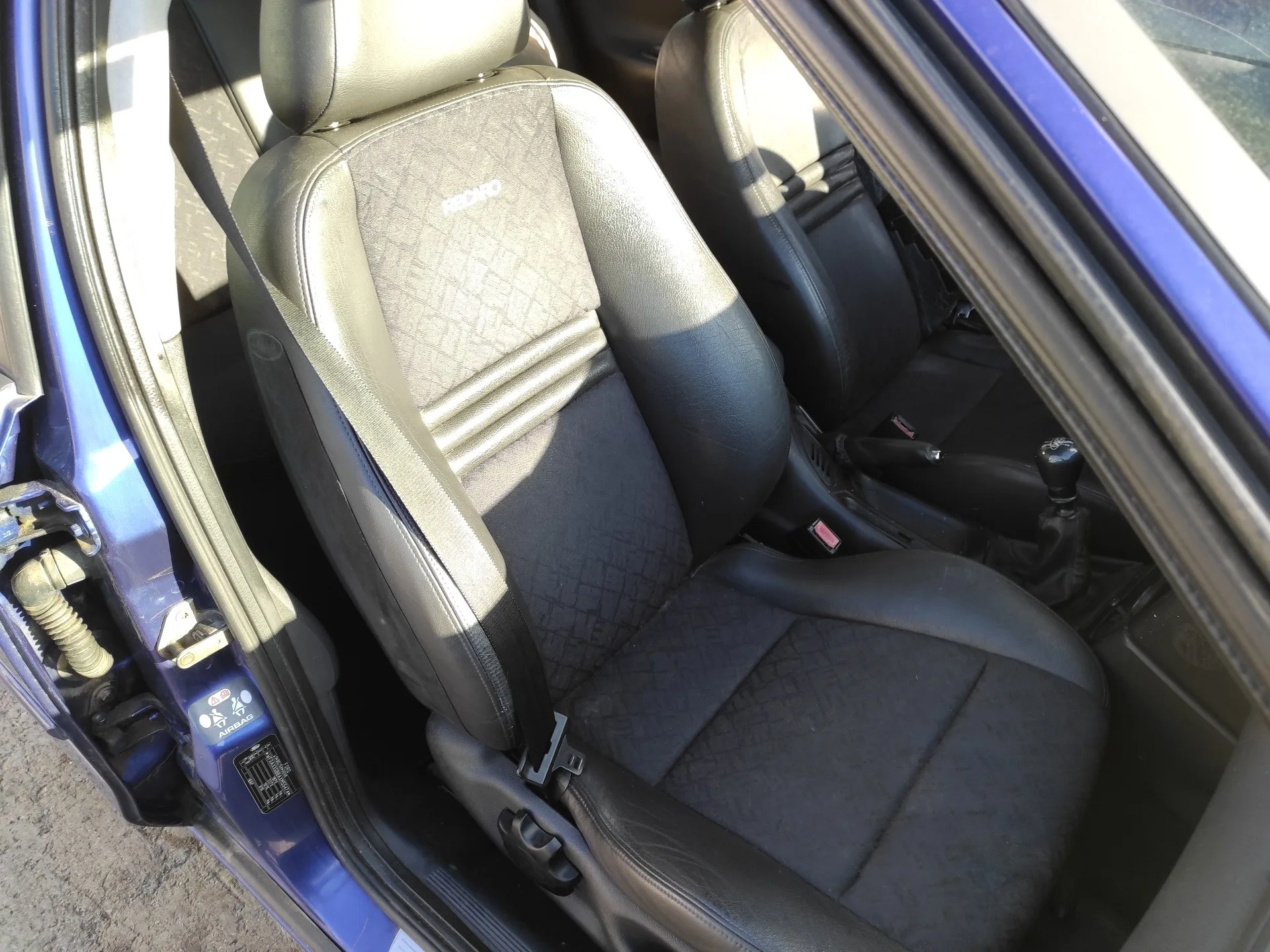 FORD MONDEO BERLINA (GD) FORD MONDEO BERLINA (GD) '1999 2.5 V6 24V CAT AZUL 1996