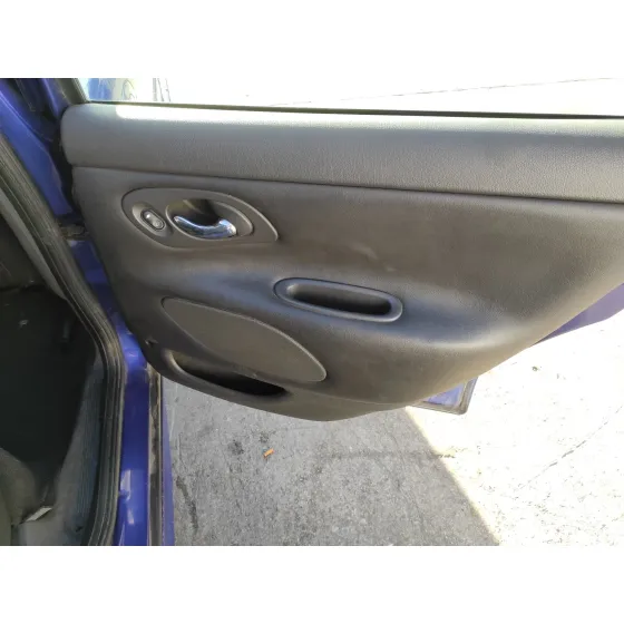FORD MONDEO BERLINA (GD) '1999 2.5 V6 24V CAT AZUL