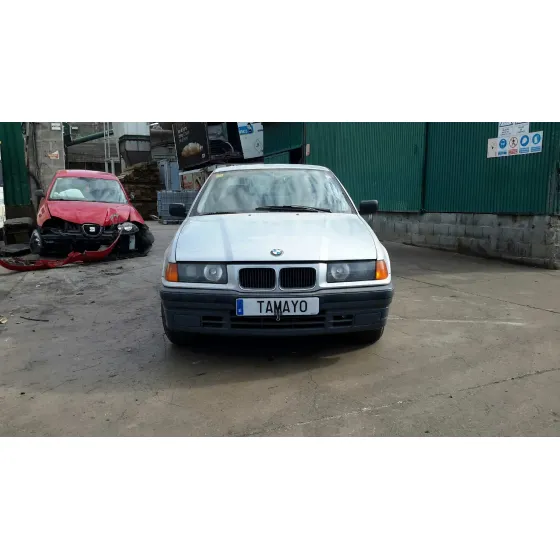 BMW SERIE 3 BERLINA (E36) '1994 1.8 16V CAT PLATA