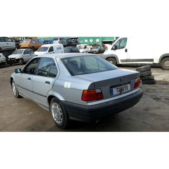 BMW SERIE 3 BERLINA (E36) '1994 1.8 16V CAT PLATA