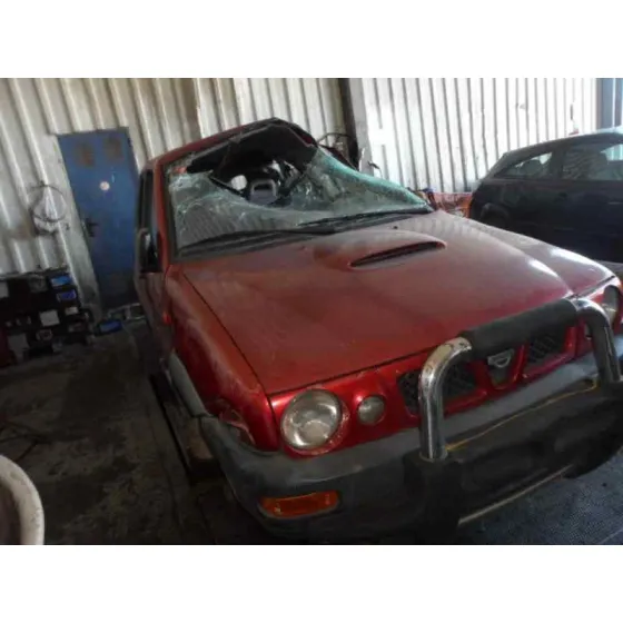 NISSAN TERRANO/TERRANO II (R20) '1997 2.7 TURBODIESEL ROJO