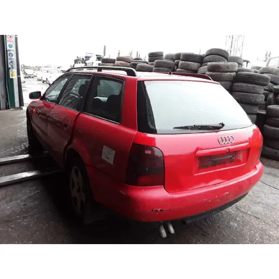 AUDI A4 AVANT (B5) '1998 1.9 TDI ROJO