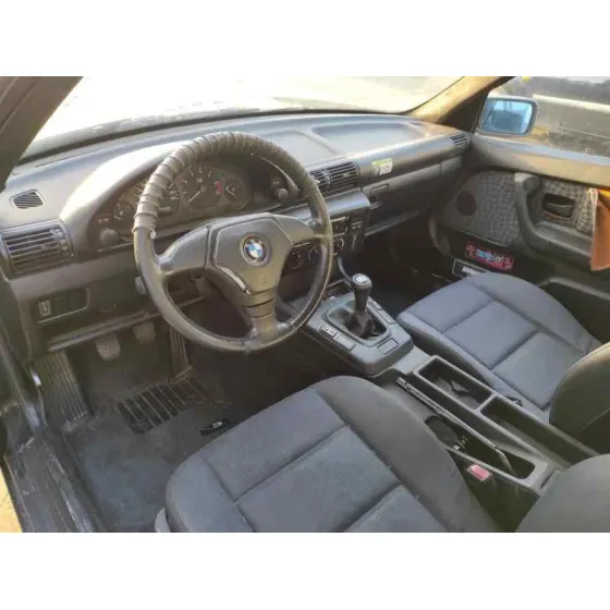 BMW SERIE 3 COMPACTO (E36) '1998 * NEGRO