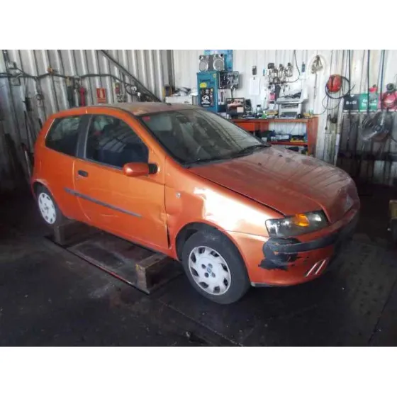 FIAT PUNTO BERLINA (188) '1999 1.2 8V ELX (I) NARANJA