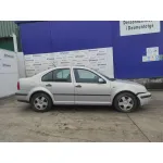 VOLKSWAGEN BORA BERLINA (1J2) VOLKSWAGEN BORA BERLINA (1J2) '1999 1.9 SDI PLATA 0