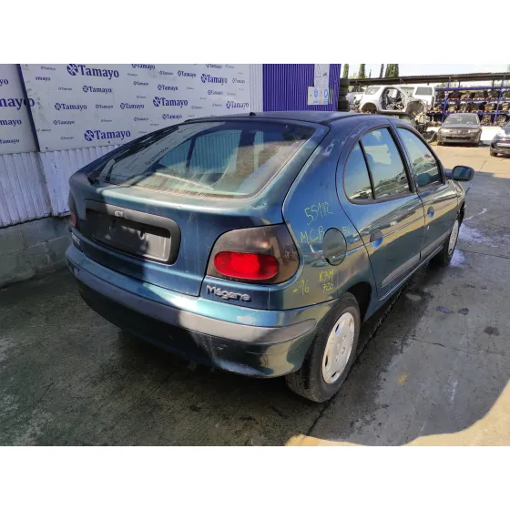 RENAULT MEGANE I BERLINA HATCHBACK (BA0) '1998 1.6 VERDE