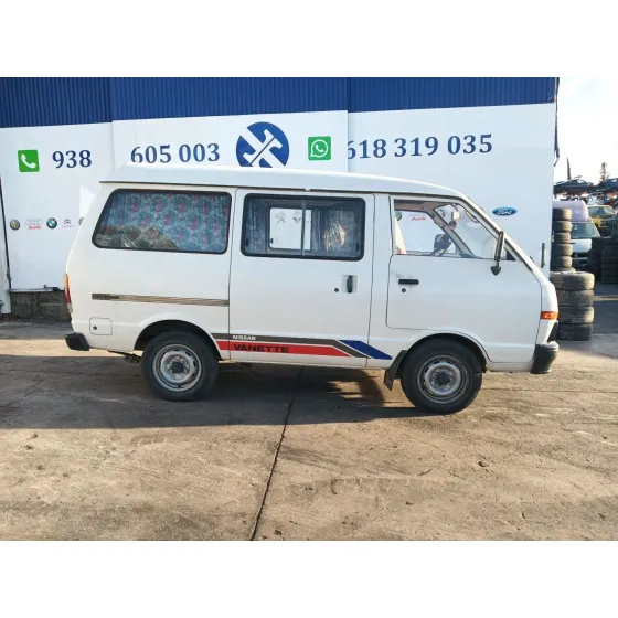 Nissan VANETTE FURGONETA (_C22) 1986