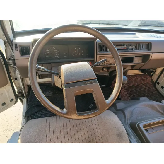 Nissan VANETTE FURGONETA (_C22) 1986