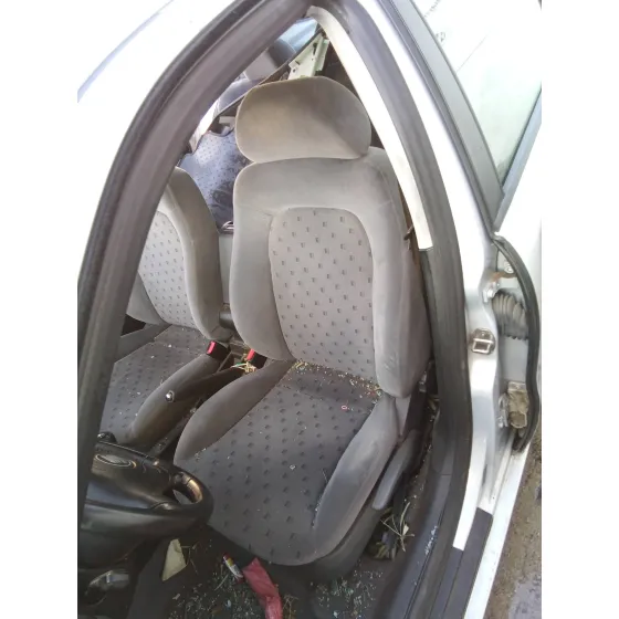 SEAT TOLEDO (1M2) '1999 1.9 TDI PLATA