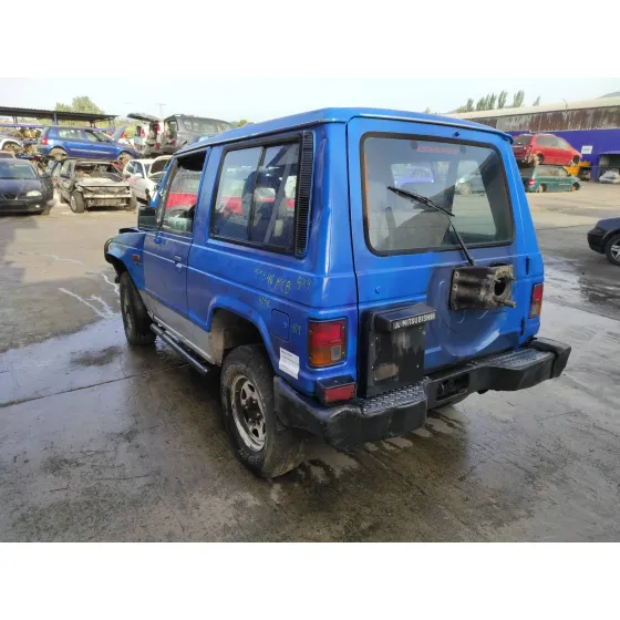 MITSUBISHI MONTERO (L040) '1989 2.5 TURBODIESEL AZUL ELECTRICO