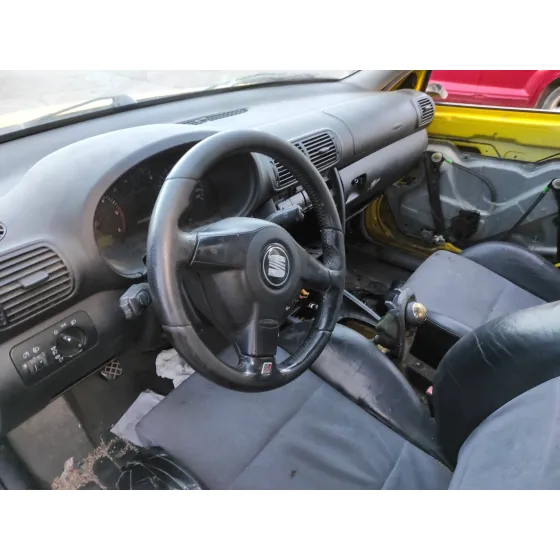 SEAT TOLEDO (1M2) '2000 1.9 TDI AZUL Y AMARILLO