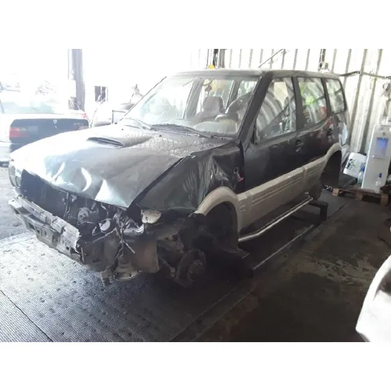 NISSAN TERRANO/TERRANO.II (R20) '1996 2.7 TURBODIESEL VERDE