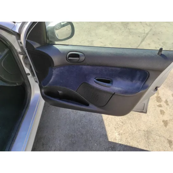 PEUGEOT 206 BERLINA '1999 1.9 DIESEL PLATA