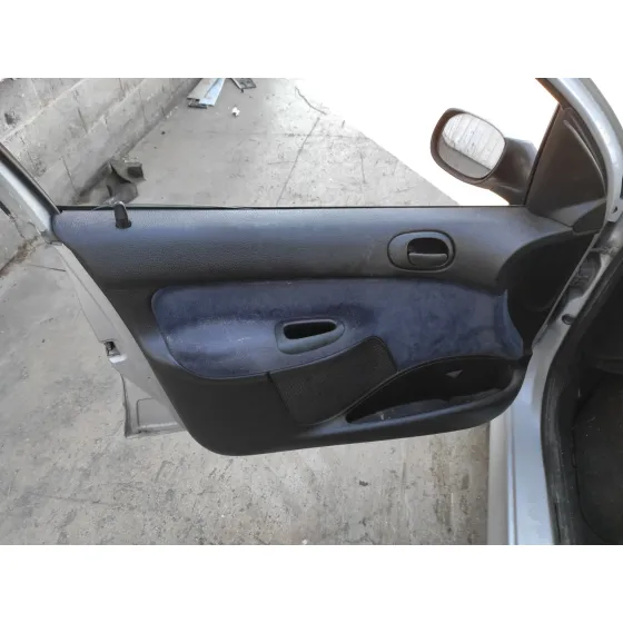 PEUGEOT 206 BERLINA '1999 1.9 DIESEL PLATA