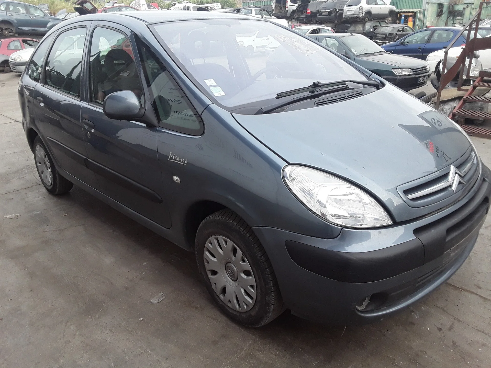CITROEN XSARA PICASSO '2010 1.6 16V HDI GRIS