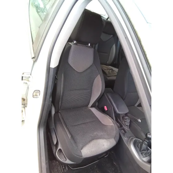PEUGEOT 308 '2011 1.6 HDI FAP BLANCO