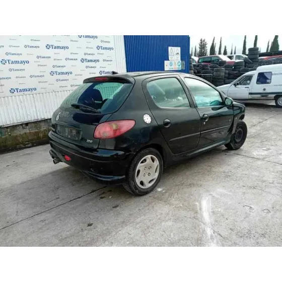 PEUGEOT 206 BERLINA '2008 * NEGRO