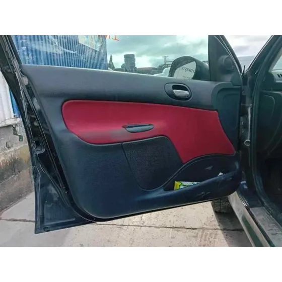 PEUGEOT 206 BERLINA '2008 * NEGRO