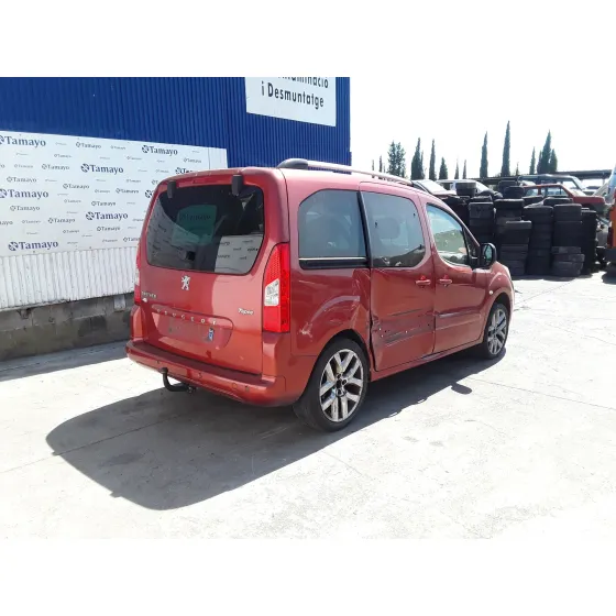 PEUGEOT PARTNER KOMBI '2011 * ROJO