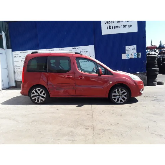 PEUGEOT PARTNER KOMBI '2011 * ROJO