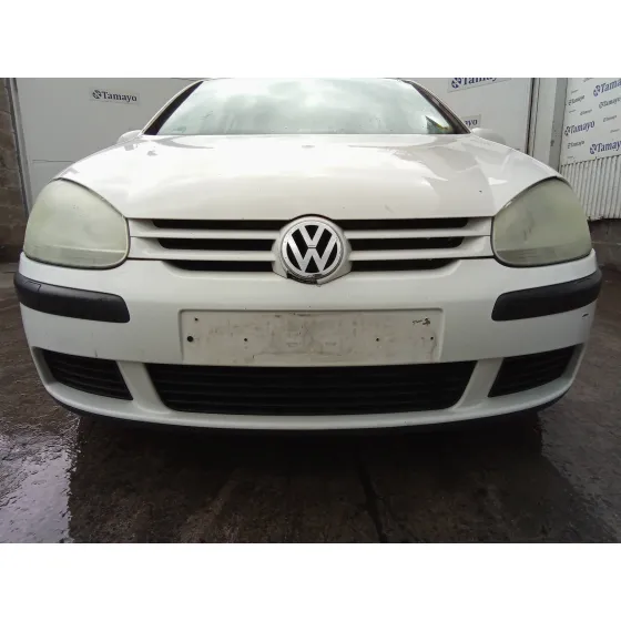 VOLKSWAGEN GOLF V BERLINA (1K1) '2005 BLANCO
