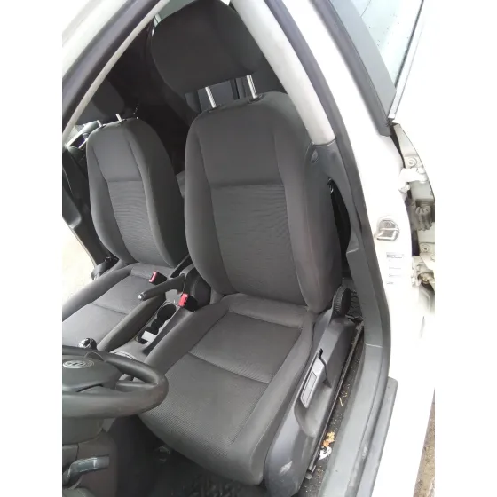 VOLKSWAGEN GOLF V BERLINA (1K1) '2005 BLANCO