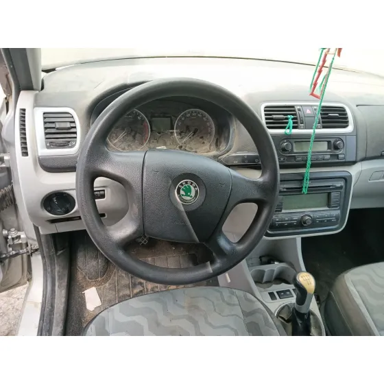 Skoda ROOMSTER (5J7) 2007