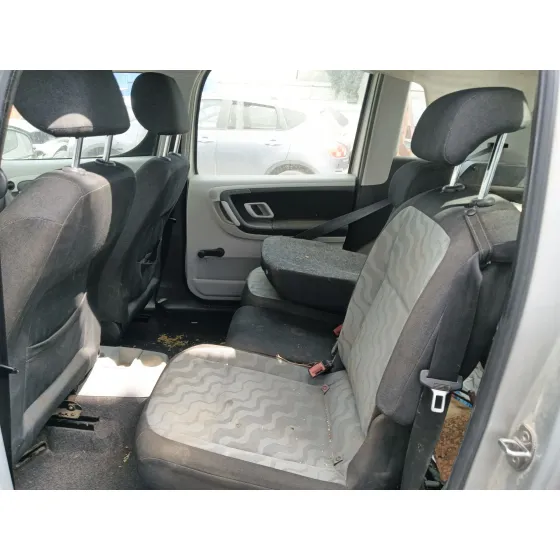 Skoda ROOMSTER (5J7) 2007